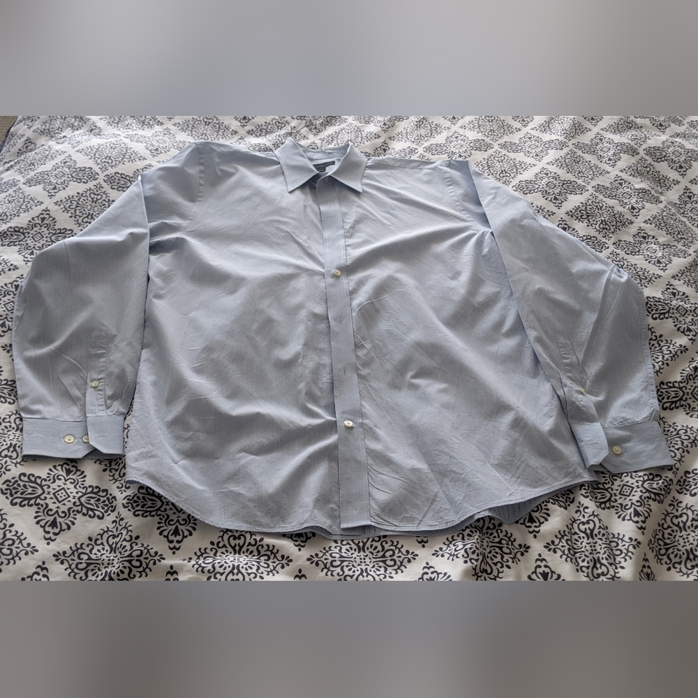 Men's button up long sleeve shirt